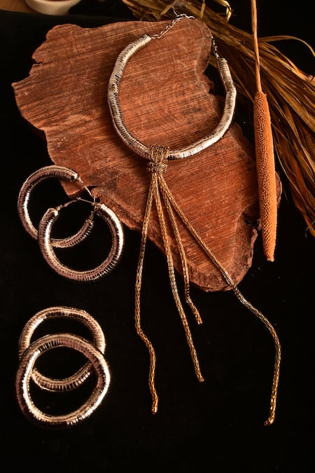 Rejuvenate Jewels Silver Aura Neckpiece 