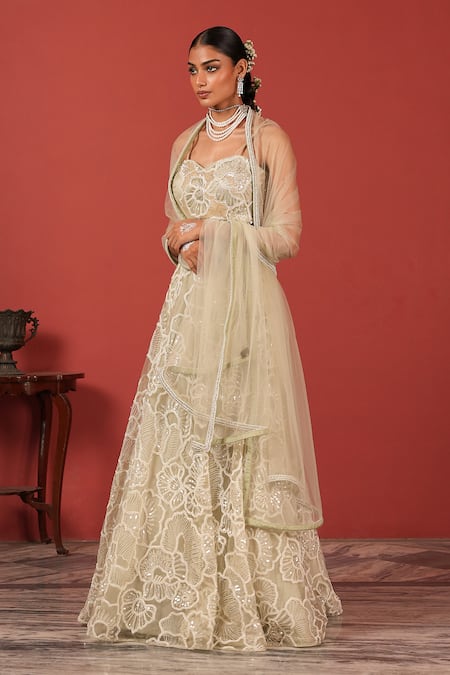 Suruchi Parakh_Green Net Embroidery Sweetheart Neck Lehenga Set _at_Aza_Fashions