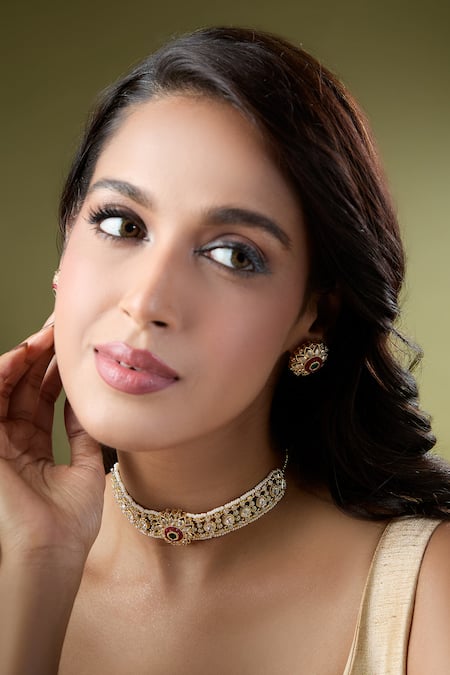 Buy Nazaakat By Samara Singh Green Zari And Ruby Kundan Choker Necklace Set Online at Aza Fashions Buy_Nazaakat By Samara Singh_Green Zari And Ruby Kundan Choker Necklace Set _Online_at_Aza_Fashions