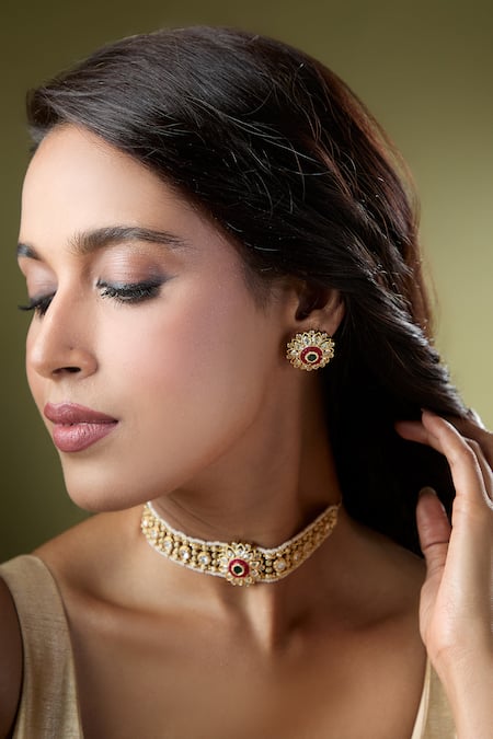 Nazaakat By Samara Singh Green & Ruby Kundan Choker Necklace Set 