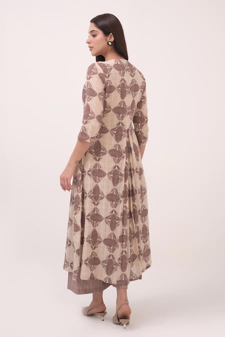 Ruchi Marodia Mendaka Digital Print Panelled Kurta Set 