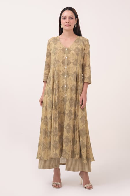 Ruchi Marodia Mendaka Digital Print Panelled Kurta Set 
