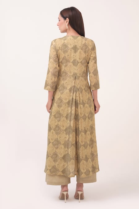 Ruchi Marodia Mendaka Digital Print Panelled Kurta Set 