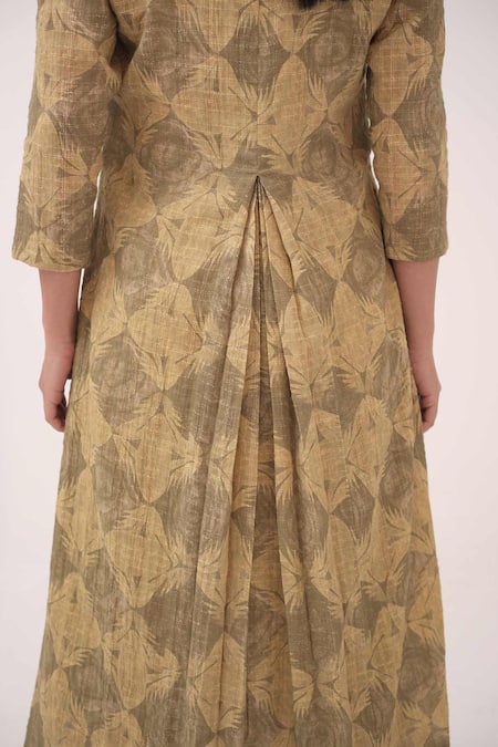 Buy_Ruchi Marodia_Green Cotton V-neck Mendaka Digital Print Panelled Kurta Set 