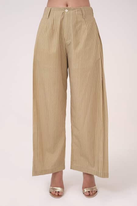 Shop_Ruchi Marodia_Green Cotton V-neck Mendaka Digital Print Panelled Kurta Set 