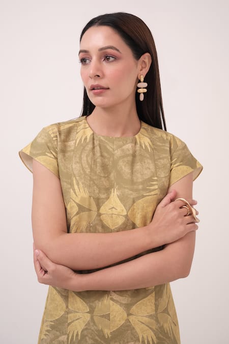 Shop_Ruchi Marodia_Green Round Neck Mendaka Asymmetric Dress _Online_at_Aza_Fashions