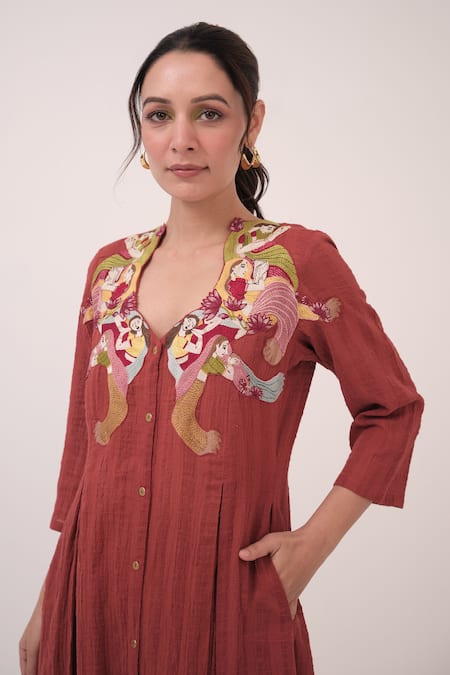 Ruchi Marodia_Red Cotton Embroidery V-neck Hand Panelled Kurta And Pant Set _at_Aza_Fashions