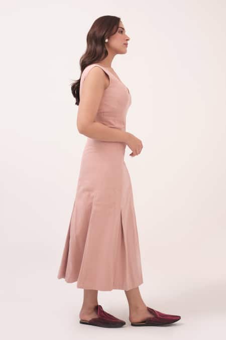 Ruchi Marodia_Pink Denim Sweetheart Neck Cinched Box Pleated Dress _Online_at_Aza_Fashions