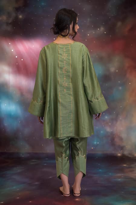 Kacha Tanka Rooh Chanderi Embroidered A-Line Kurta Set 