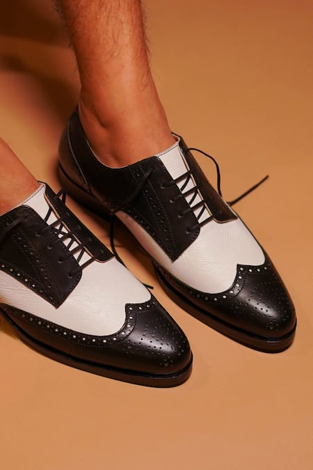 Dmodot_White Leather Brogue Derbys _Online_at_Aza_Fashions