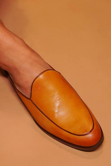 Dmodot_Green Hand Painted Mules _Online_at_Aza_Fashions