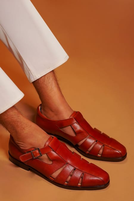 Dmodot Brown Leather Cutout Peshawaris Online at Aza Fashions Dmodot_Brown Leather Cutout Peshawaris _Online_at_Aza_Fashions