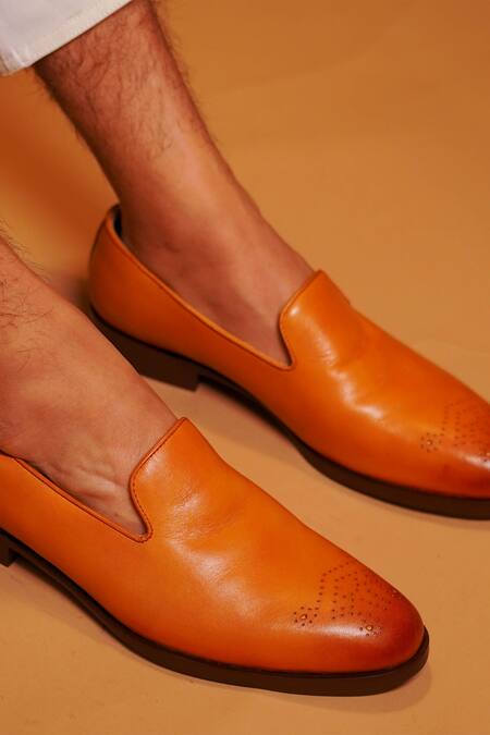 Buy_Dmodot_Brown Leather Brogue Loafer _Online_at_Aza_Fashions