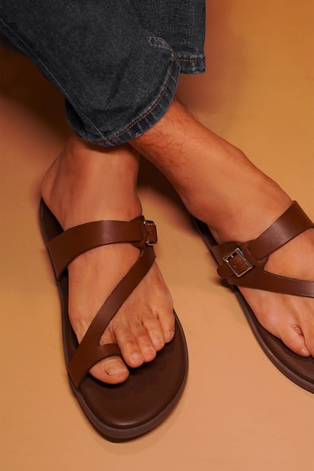 Dmodot_Brown Pelle Chocolatto Flats _Online_at_Aza_Fashions