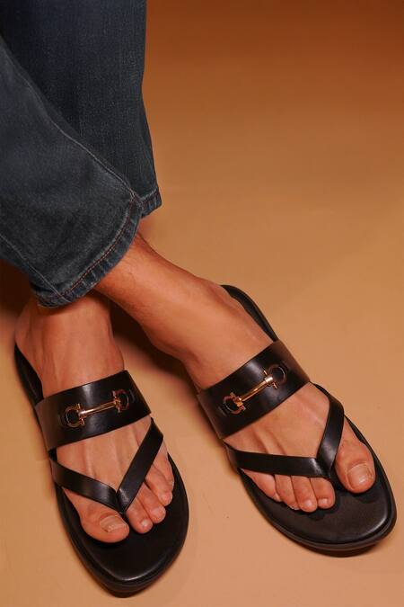 Dmodot Black Horsebit Sandals Online at Aza Fashions Dmodot_Black Horsebit Sandals_Online_at_Aza_Fashions