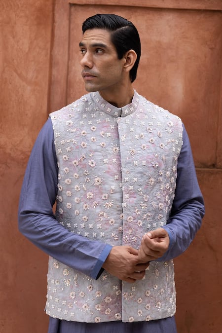 Aangan By Parul_ 8131187376280_pxxbcndk6azr8f _at_Aza_Fashions