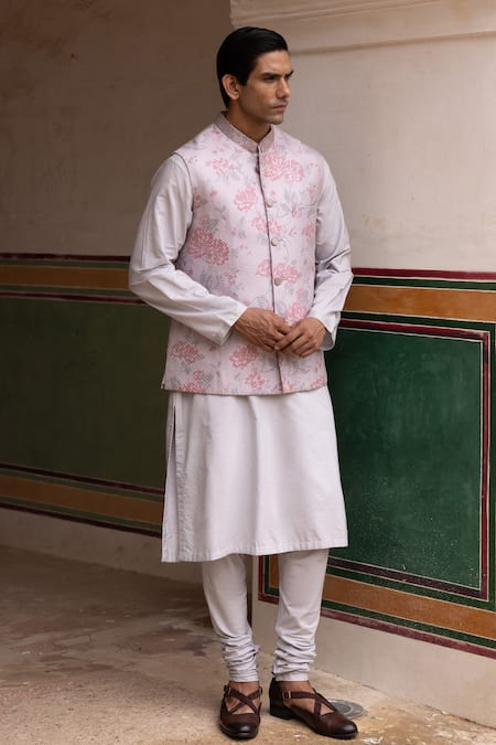 Aangan By Parul Imperial Silk Quilted Pattern Bundi & Kurta Set 