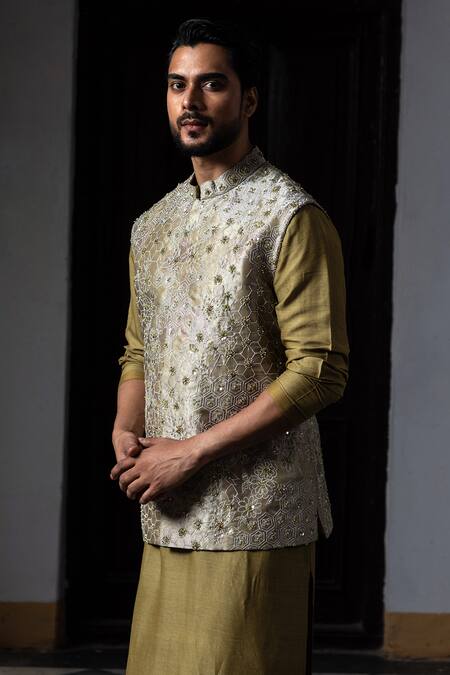 Aangan By Parul_ 8131178299542-avant-garde_t9dqvfnszb8kk5 _Online_at_Aza_Fashions