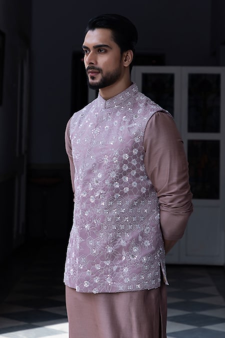 Shop_Aangan By Parul_ 8197287051414_r473q09jzn1idz _Online_at_Aza_Fashions