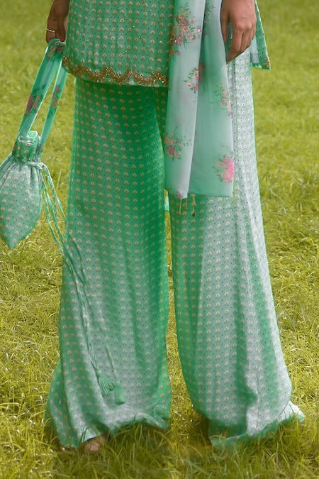 Buy Nikasha Blue Silk Embroidery Sweetheart Neck Janeman Floral Print Kurta Set Online at Aza Fashions Buy_Nikasha_Blue Silk Embroidery Sweetheart Neck Janeman Floral Print Kurta Set _Online_at_Aza_Fashions