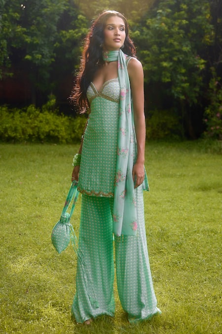 Shop Nikasha Blue Silk Embroidery Sweetheart Neck Janeman Floral Print Kurta Set Online at Aza Fashions Shop_Nikasha_Blue Silk Embroidery Sweetheart Neck Janeman Floral Print Kurta Set _Online_at_Aza_Fashions