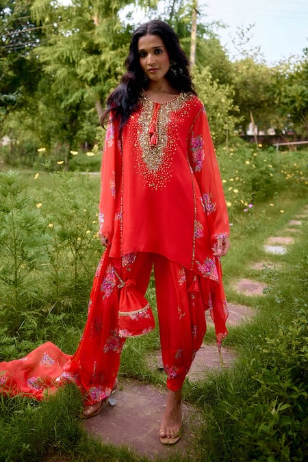 Shop_Nikasha_Red Georgette Sequins, Embroidery Round Neck Dilruba Kaftan Set _Online_at_Aza_Fashions