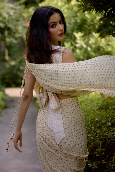 Nikasha_Cream Georgette Haseena Floral Print Pre-draped Lehenga Saree With Blouse _Online_at_Aza_Fashions