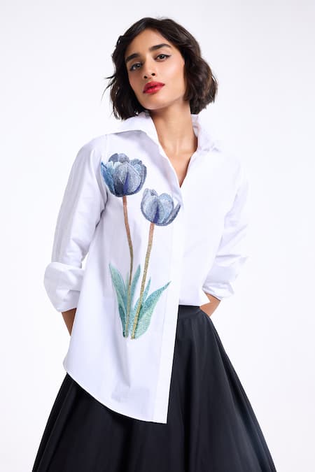 Shop_Gauri & Nainika_White Cotton Embroidery Collared, V-neck Classic Shirt _Online_at_Aza_Fashions