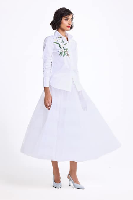 Buy Gauri & Nainika Ivory Tulle Tea Length Skirt Online at Aza Fashions Buy_Gauri & Nainika_Ivory Tulle Tea Length Skirt _Online_at_Aza_Fashions