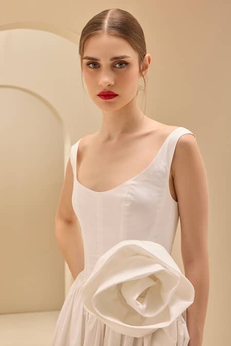 Gauri & Nainika_Cream Cotton Fabric Flowers Scoop Neck 3d Floral Embroidered Dress _at_Aza_Fashions