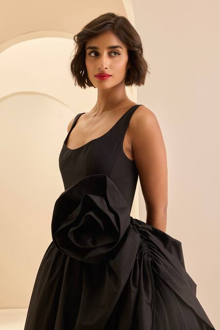 Gauri & Nainika Black Cotton Fabric Flowers, Applique Scoop Neck 3d Floral Embroidered Dress at Aza Fashions Gauri & Nainika_Black Cotton Fabric Flowers, Applique Scoop Neck 3d Floral Embroidered Dress _at_Aza_Fashions