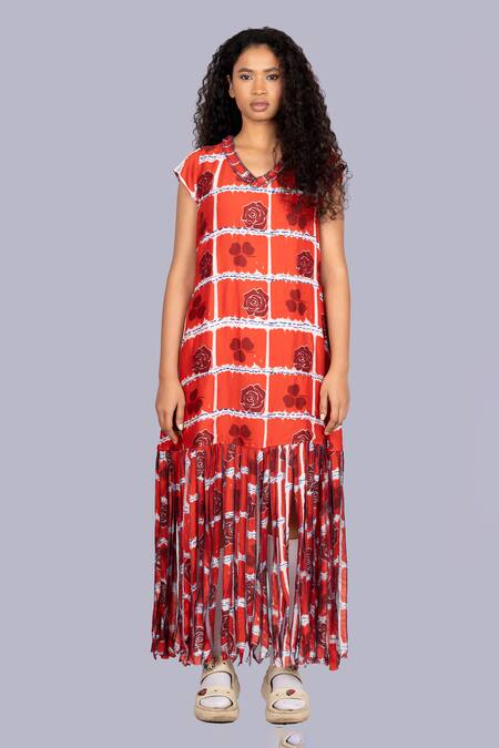 Jajobaa_Red Silk Embroidery V-neck Floral Geometrical Dress _Online_at_Aza_Fashions