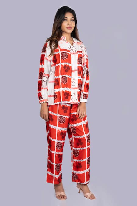 Buy_Jajobaa_White Silk Embroidery, Patchwork Geometrical Print Velvet Touch Shirt And Pant Set _Online_at_Aza_Fashions