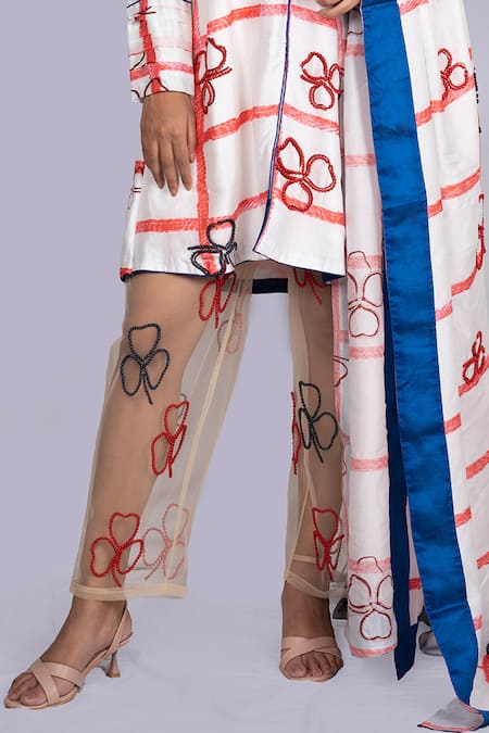 Shop_Jajobaa_White Silk Pearls Round Neck Geometric Print Kurta Set _Online_at_Aza_Fashions