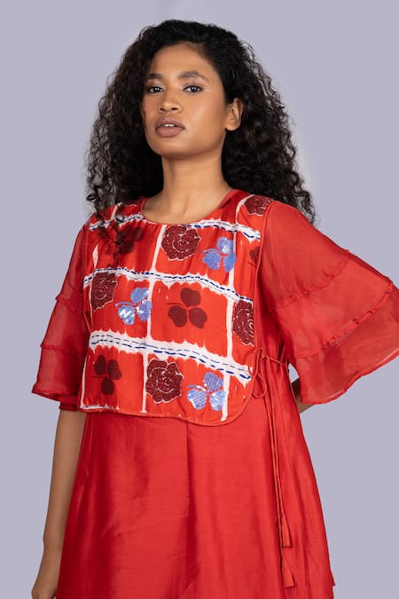 Shop_Jajobaa_Red Maheshwari Sequins, Pearls Round Neck Floral Geometric Print Kurta Set _Online_at_Aza_Fashions