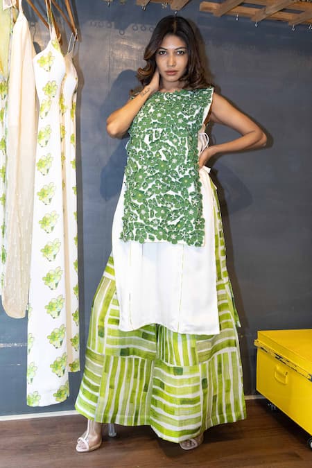 Shop_Jajobaa_White Silk, Linen Embroidery, Pearls Round Neck Digital Print Kurta Set _Online_at_Aza_Fashions