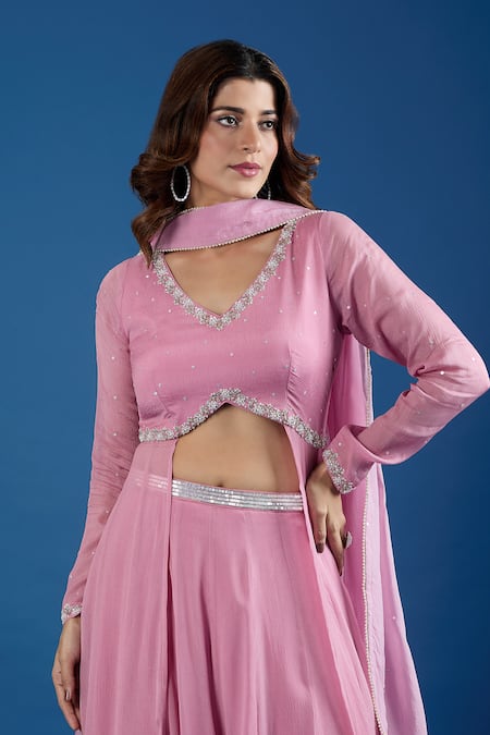 Buy_Samyukta Singhania_Pink Chinon Sequins, Embroidery V-neck Blouse And Skirt Set 