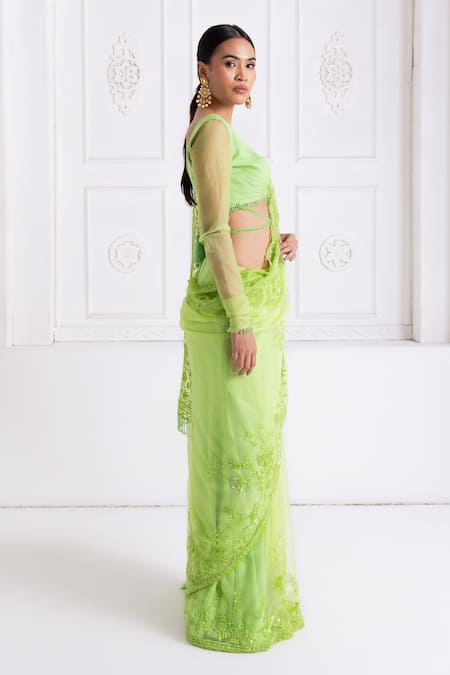 Premya By Manishii_Green Organza Embroidery V-neck Hand Saree With Blouse _Online_at_Aza_Fashions