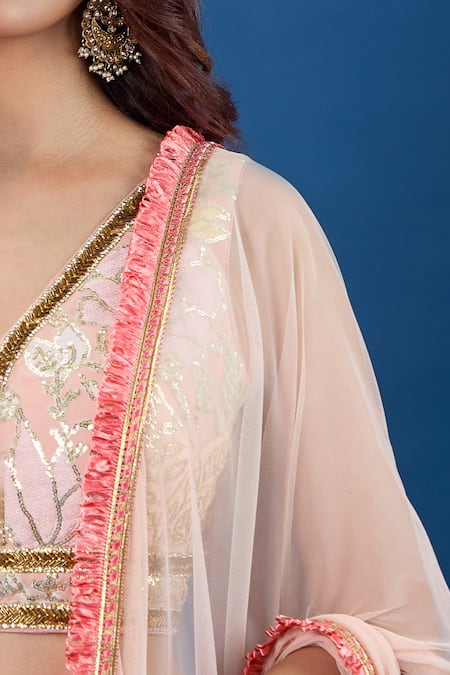 Samyukta Singhania_Off White Georgette, Net Sequins, Embroidery V-neck Resham Lehenga Set _at_Aza_Fashions