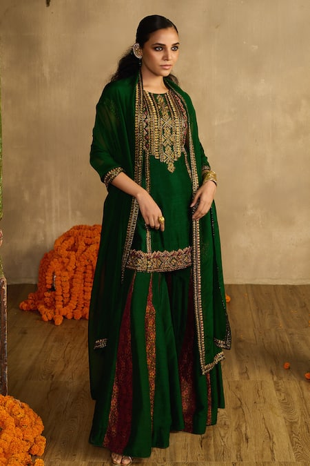 Buy Reeti Arneja - Theklub Green Handloom Cotton, Silk, Organza Embroidery Forest Paan Patola Gharara Set Online at Aza Fashions Buy_Reeti Arneja - Theklub_Green Handloom Cotton, Silk, Organza Embroidery Forest Paan Patola Gharara Set _Online_at_Aza_Fashions