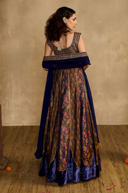 Reeti Arneja - Theklub Neel Tara Midnight Blue Boho Embroidered Lehenga Set 