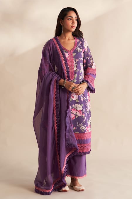 Roze Raisha Kurta Set 
