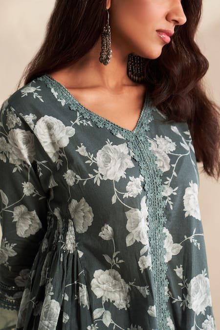 Shop_Roze_Gray Cambric, Cotton, Chiffon Embroidery, Lace V-neck Aafiya Printed Kurta Set _Online_at_Aza_Fashions