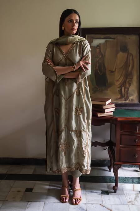 Shop_Shorshe Clothing_Green Silk Embroidery V-neck Shalimaar Kurta With Pant _Online_at_Aza_Fashions