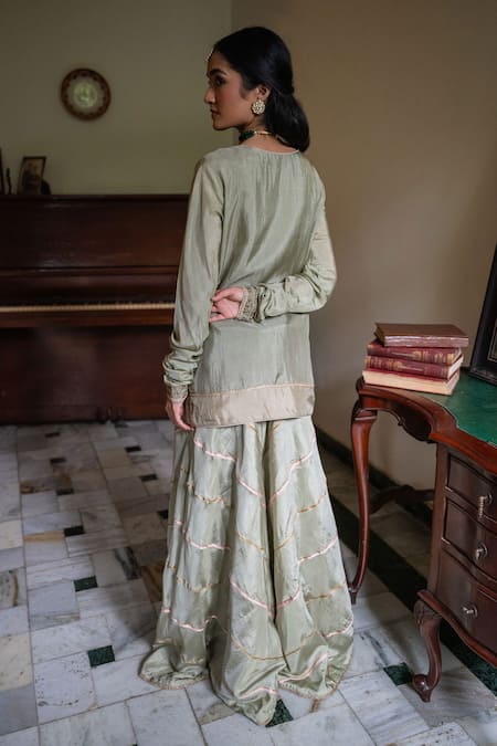 Shorshe Clothing Maala Embroidered Kurta With Gharara 