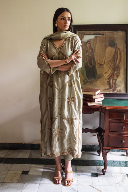 Shorshe Clothing Nur Jahan Dupatta