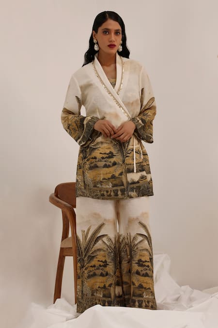 Surkh Syahi Off White Linen Round Neck Vanya Blazer Palazzo Set 