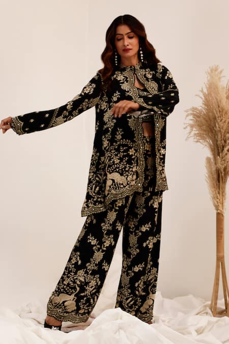 Surkh Syahi_Black Crepe Embroidery Open , Round Gulshan Co-ord Pant Set _Online_at_Aza_Fashions