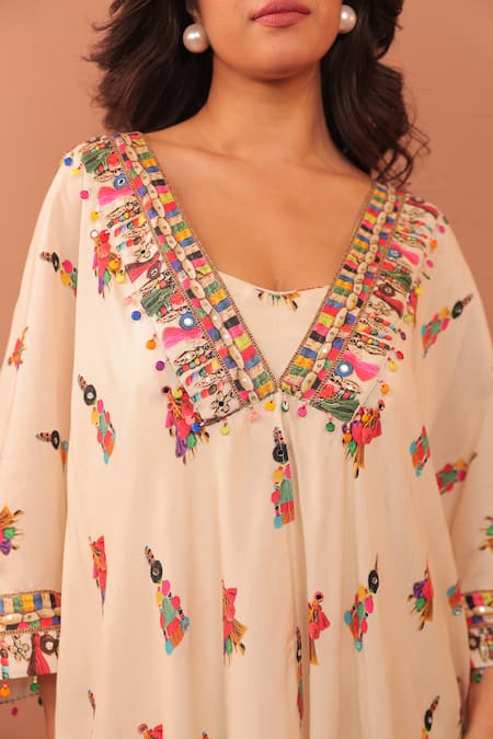 Surkh Syahi_Off White Cotton, Muslin Pom-poms, Embroidery Albeli Jacket And Dhoti Pant Set _at_Aza_Fashions