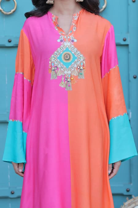 Buy_Surkh Syahi_Aqua Cotton, Muslin Sequins, Tassels V-neck Banjara A-line Kurta Set _Online_at_Aza_Fashions